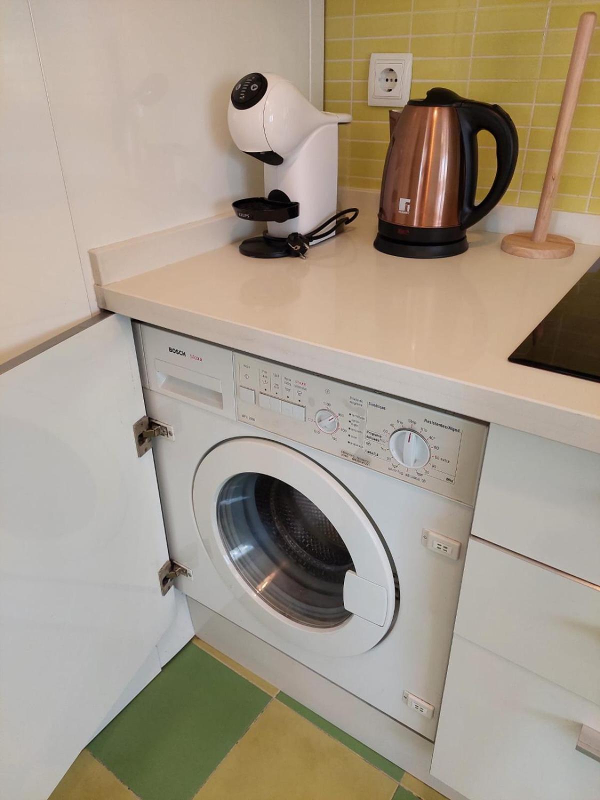 Sirena Center Apartment Севилья Экстерьер фото